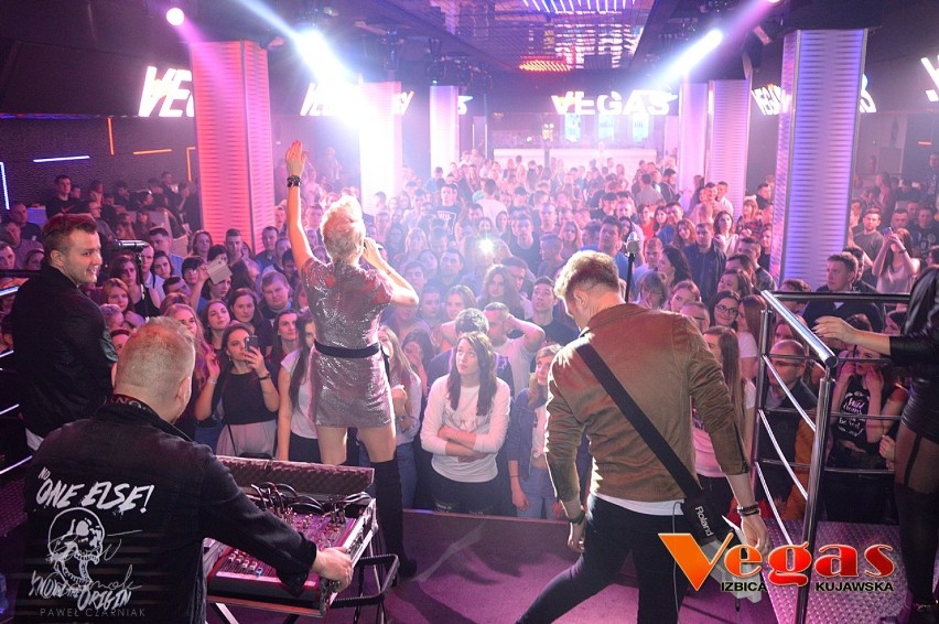 Tłumy na koncercie zespołu Piękni i Młodzi w klubie Vegas Izbica Kujawska [zdjęcia, wideo]