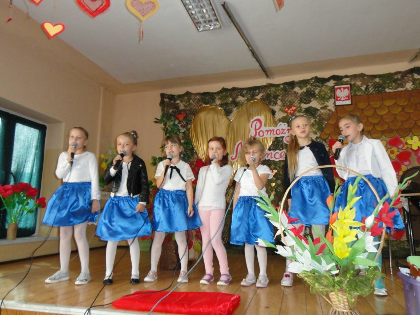 W Olszanach zagrali koncert dla chorej Milenki