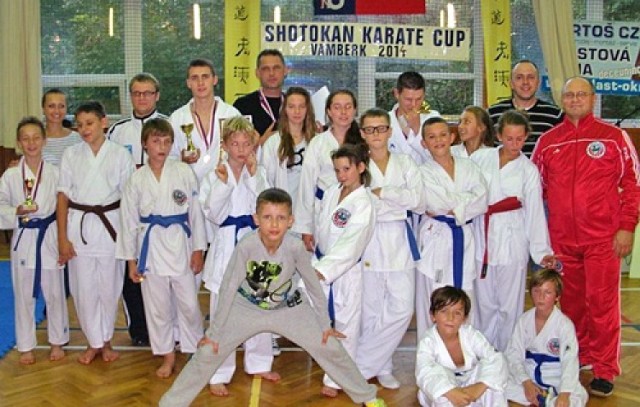 Karatecy z Legnicy wracają z turnieju z Czech z medalami