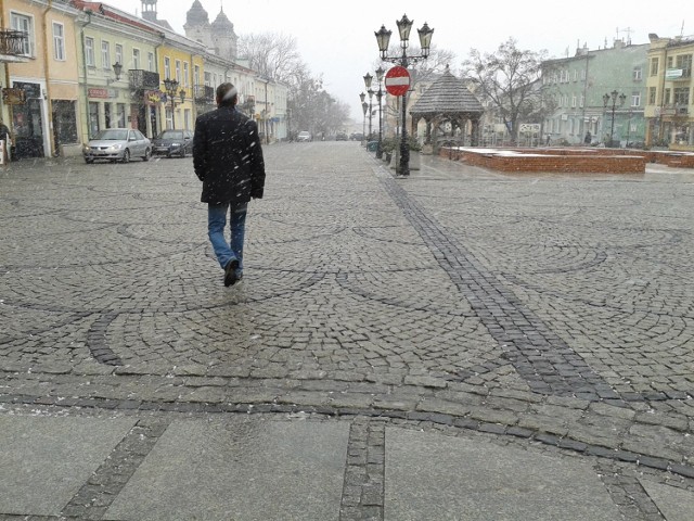 Chełm. Opady śniegu. Czy czeka nas atak zimy jak w ubiegłym roku?