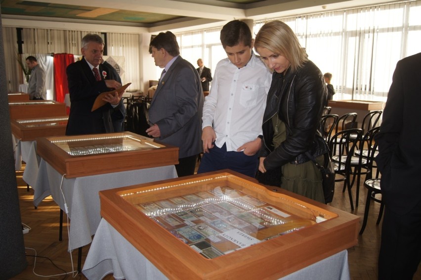 Sesja popularnonaukowa i pokaz numizmatów w MDK w Radomsku