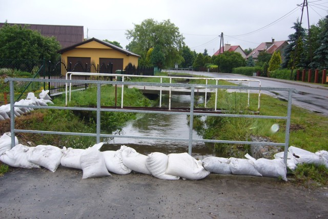 Po ulewie, w Sobinie po raz kolejny zagrożenie przyszło ze strony rzeczki Kaliny.