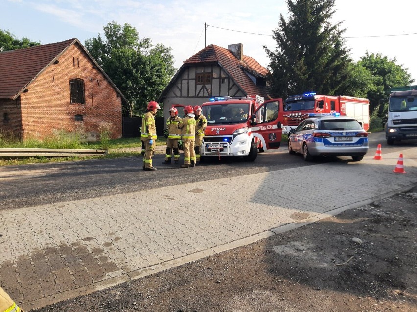 Wypadek w Jankowie Dolnym. Jedna osoba trafiła do szpitala