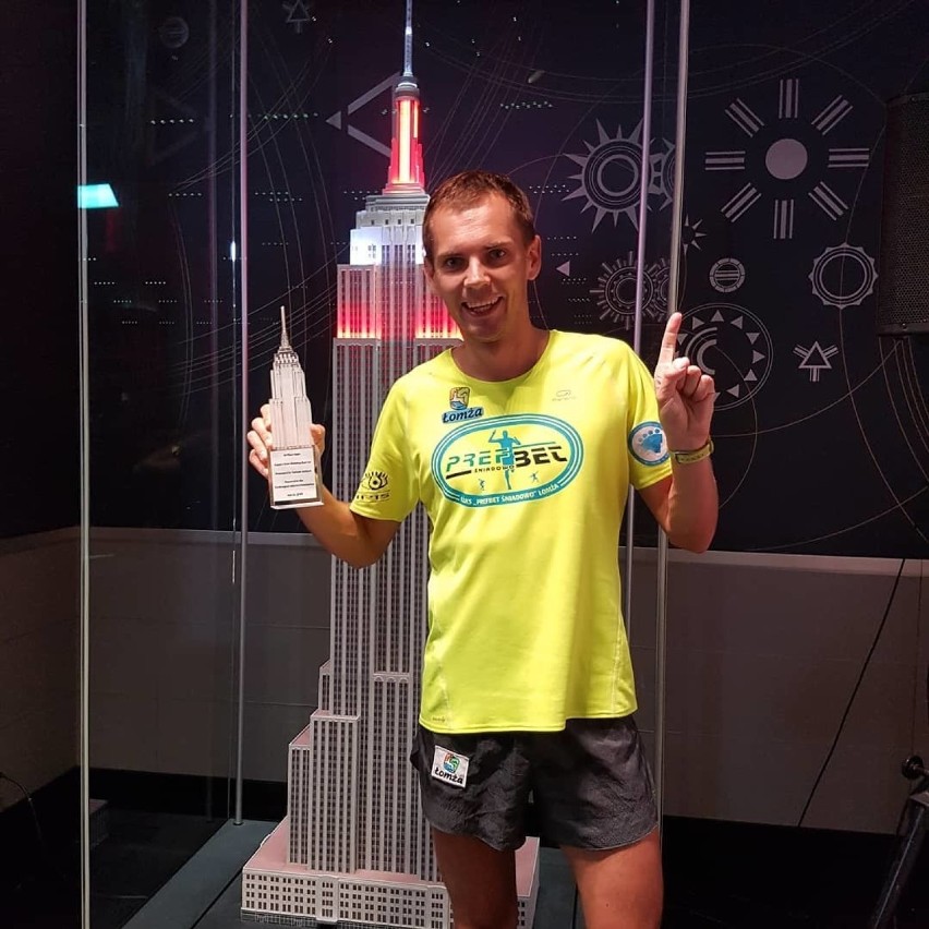 Łobodziński pokonał kolejny rekord trasy. Wbiegł na Empire State Building w dziesięć minut i pięć sekund