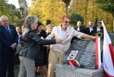 Na Cmentarzu Komunalnym w Świebodzinie Związek Nauczycielstwa Polskiego odsłonił Pomnik Pamięci [ZDJĘCIA]