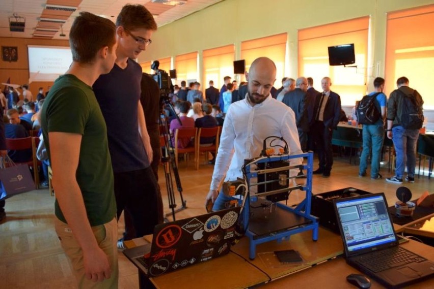 Konkurs "Elektronik Roku" w Zespole Szkół Technicznych w Ostrowie [FOTO]