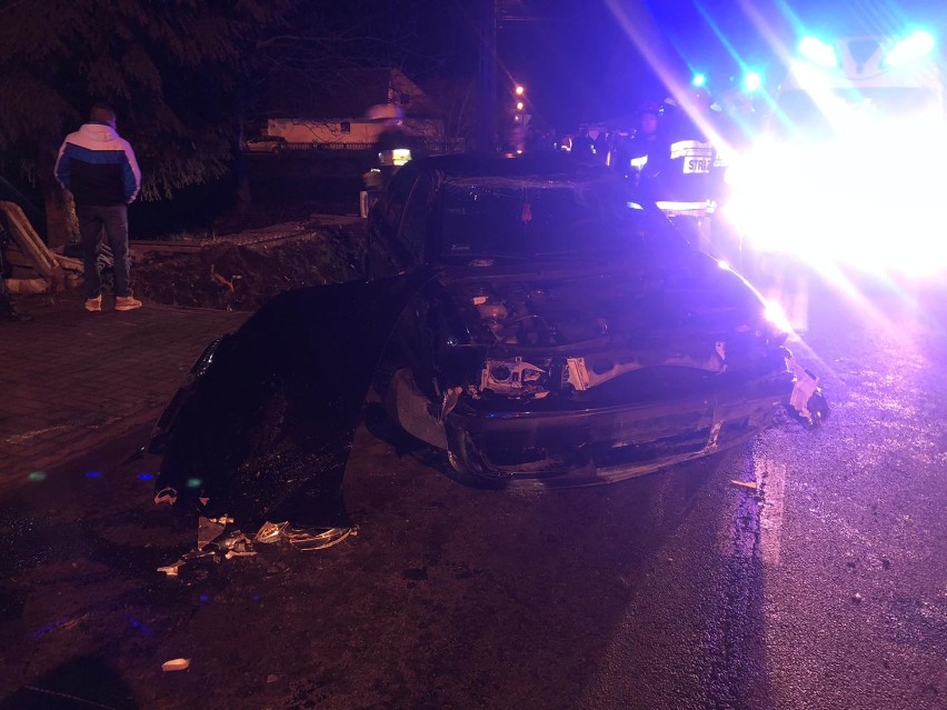 Wypadek w w Morakowie pod Gołańczą. Dachował samochód [ZDJĘCIA]
