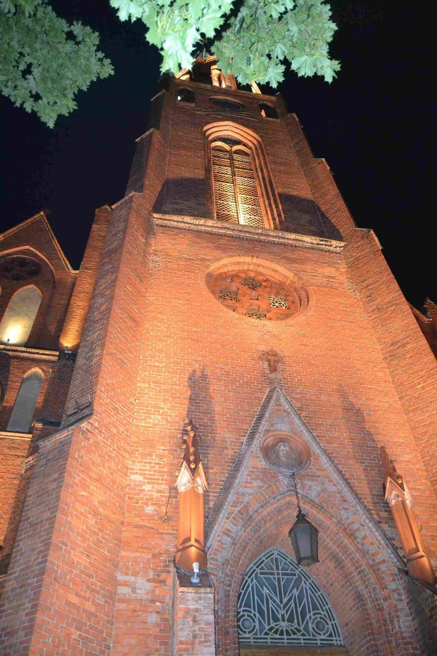 Iluminacja kościołów w Lęborku