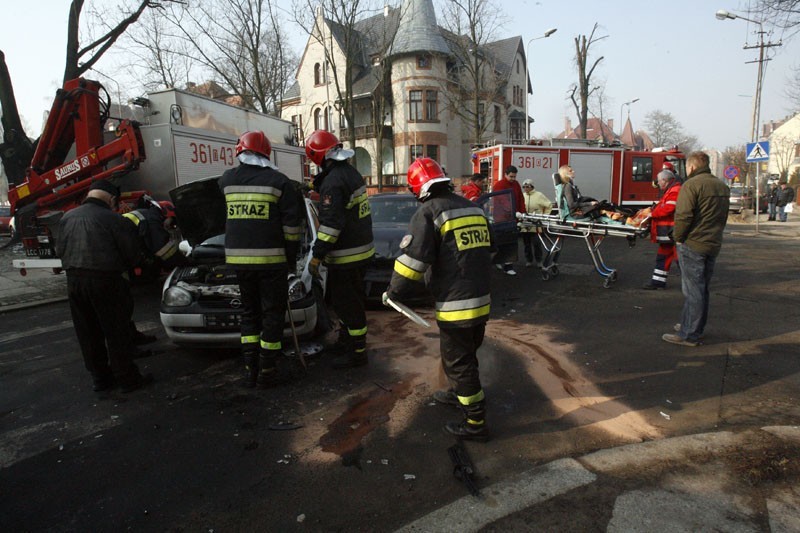 Wypadek na ulicy Rataja w Legnicy