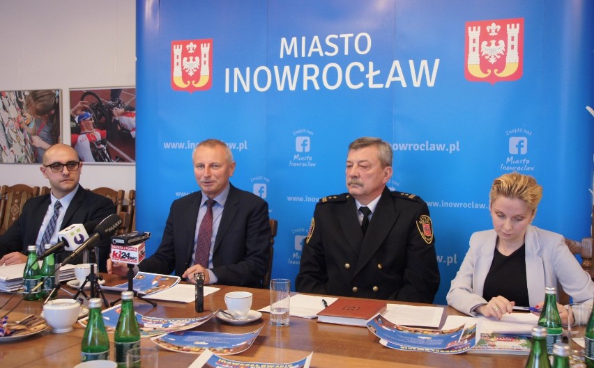 Strażnicy miejscy zapukają do drzwi tych inowrocławian, którzy palą śmieci w piecach 