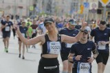 Radość i zmęczenie. Oto niezwykłe zdjęcia biegaczy z półmaratonu w Poznaniu. Zobacz!