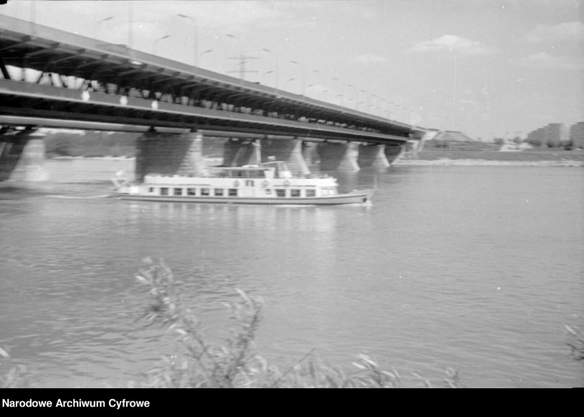 Statek na Wiśle pod Mostem Gdańskim - 1965