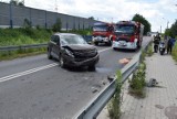 Trzy samochody rozbiły się w wypadku na granicy Tarnowa i Woli Rzędzińskiej. Ulica Orkana zablokowana