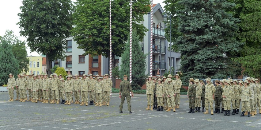 Malbork. Terytorialsi z miejscowego batalionu szkolą absolwentów klas mundurowych z Pomorza
