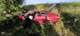 59-letni kierowca zasnął za kierownicą. Obudził się, gdy uderzył w drzewo na trasie Tropy Sztumskie - Bukowo | ZDJĘCIA