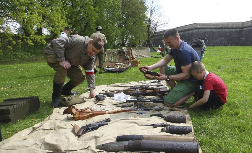 Moc historycznych atrakcji na Podkarpackim Festiwalu Patriotycznym im. mjr. Adama Kowalskiego w Rzeszowie [ZDJĘCIA]