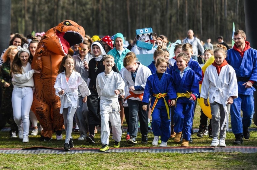 Ponad 400 uczestników z 29 szkół wzięło udział w VI edycji...