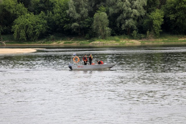 Z jeziora Mogileńskiego wyłowiono ciało. To mężczyzna, który wskoczył do wody. 

Aby przejść do kolejnego zdjęcia przesuń stronę gestem lub kliknij strzałkę w prawo na zdjęciu >>>


Budowa obwodnicy Bydgoszczy widziana z kosmosu. Tak S5 zmienia krajobraz [zdjęcia]