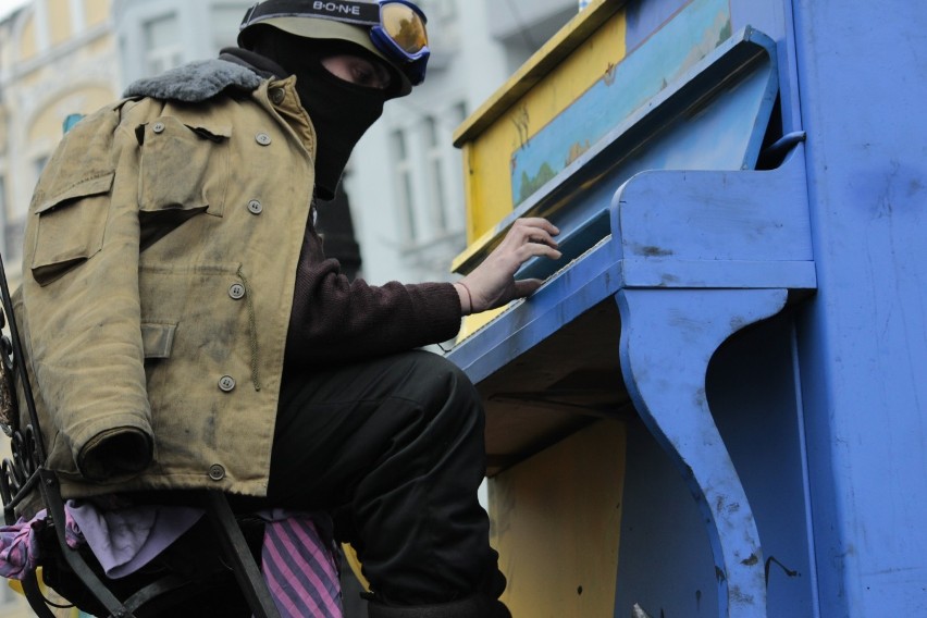 Dobroczynna wystawa "Brat za brata". Wolontariuszka pokaże zdjęcia z Majdanu