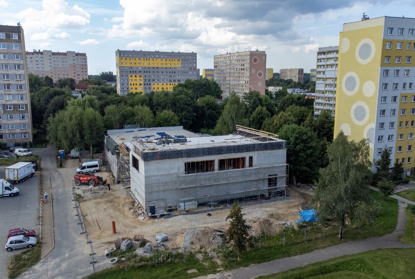 Trwa budowa Młodzieżowego Domu Kultury w dzielnicy Maroko-Nowiny