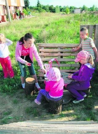 Dzieci z osiedla Smochowice-Krzyżowniki mają nadzieję, że będą mogły w końcu bawić się na porządnym placu