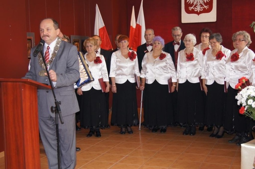 Święto Niepodległości 2013 w Radomsku: Uroczysta sesja rady...