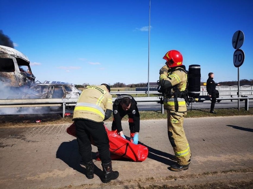 Na drodze krajowej nr 10 w miejscowości Wólka (gmina Skępe)...