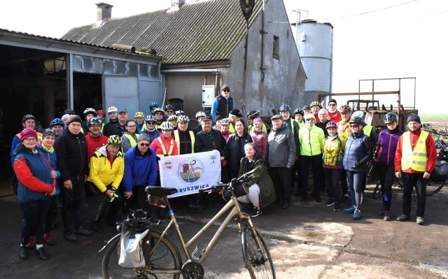 2 marca odbył się rajd turystyczny "Śladami rzemiosła na Kujawach". Ponad 50-osobowa grupa rowerzystów miała okazję zwiedzić kuźnią oraz młyn