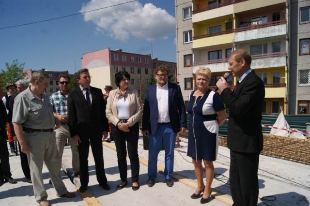 Nowy blok budowany w Białej Rawskiej zostanie oddany w czerwcu 2015 roku