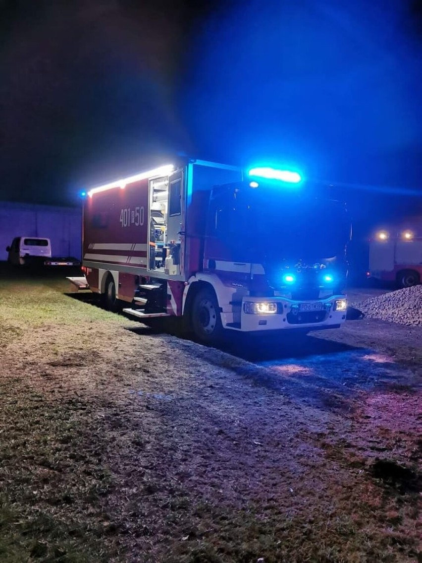 Pożar w gminie Mieścisko. Z ogniem walczyło 16 zastępów straży pożarnej 