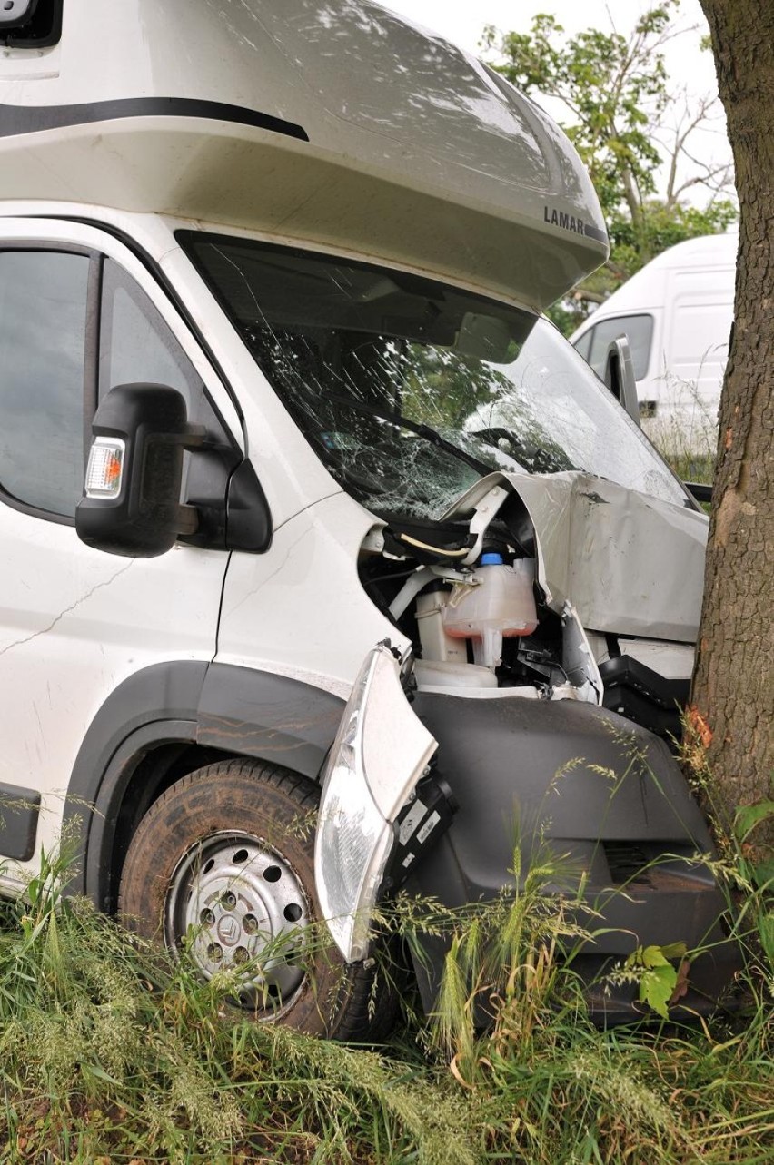 Wypadek przed Śremem na drodze 434 2 czerwca 2014. Citroen...