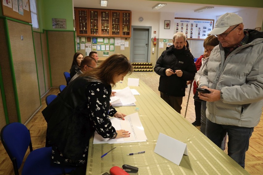 W Parsęcku lokal wyborczy mieści się w szkole