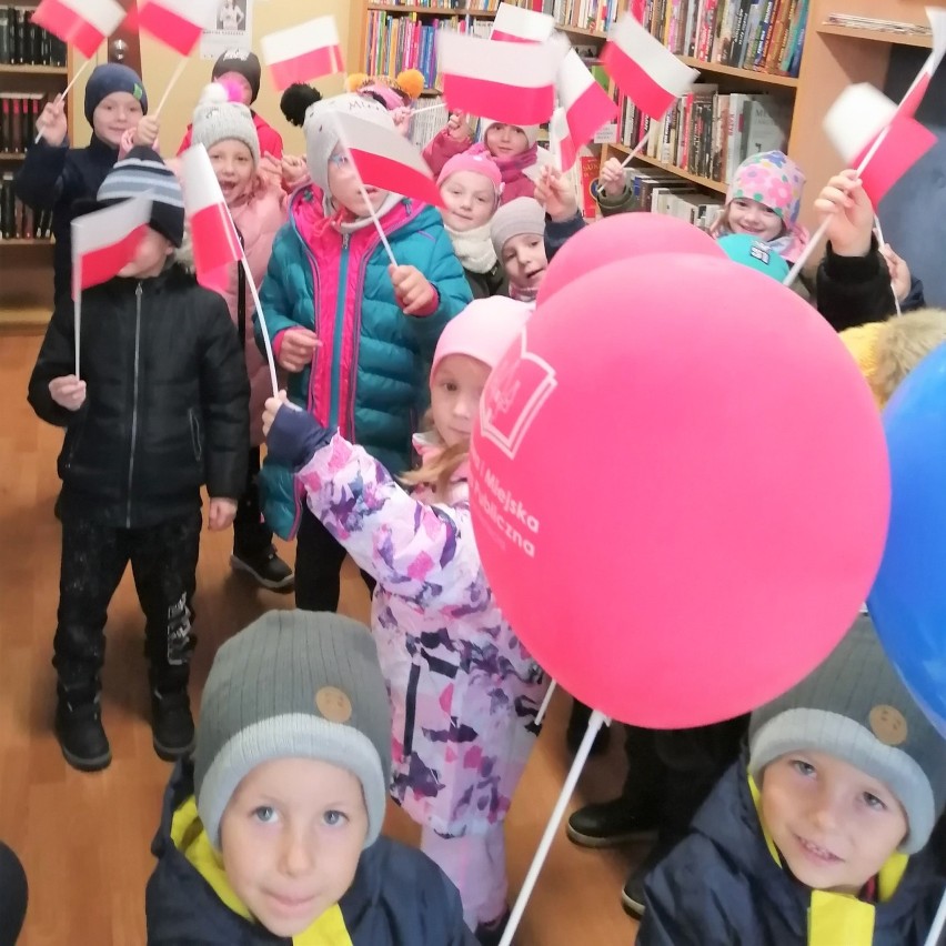 We wszystkich filiach Powiatowej i Miejskiej Biblioteki...