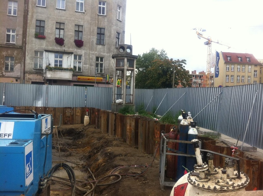 Wrocław: Na placu Konstytucji 3. maja zbudują hotel, uratują zabytek