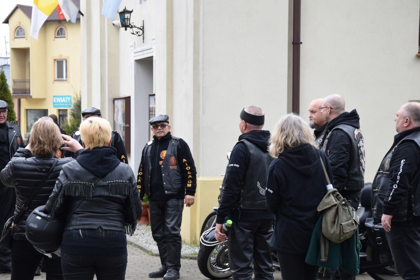 Do Skierniewic przyjechali wielbiciele jazdy motocyklami z...