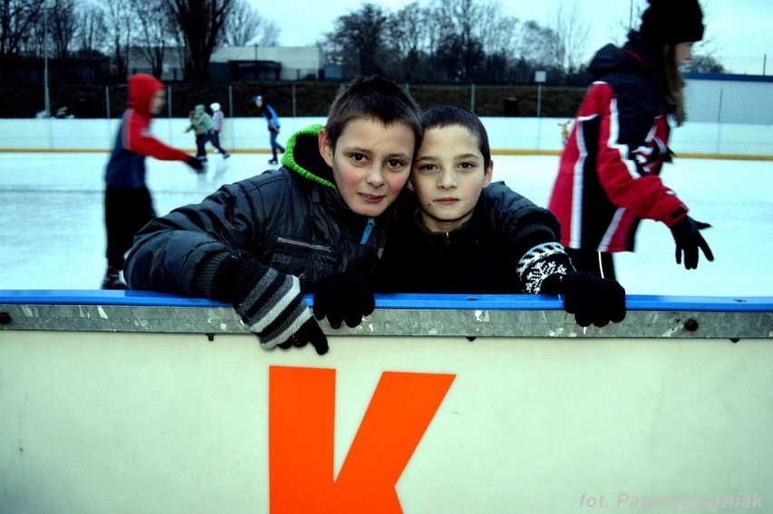 Miejskie lodowisko przy Hali Mistrzów (25.12.2012, godz. 15)