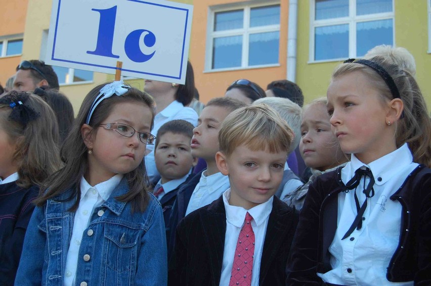 Człuchów. Inauguracja roku szkolnego w Szkole Podstawowej nr 1 (zdjęcia)