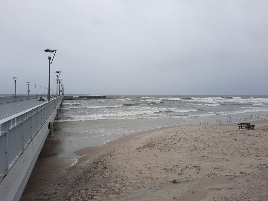 Silny wiatr w Kołobrzegu