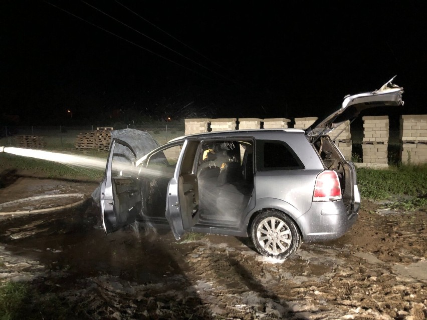 3 pożary samochodów jednego dnia w powiecie konińskim. Dlaczego dochodzi do pożarów i jak zabezpieczyć auto przed samozapłonem?