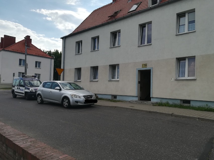 Ciało kobiety znaleziono w mieszkaniu przy ul. Chełmińskiej w Grudziądzu [zdjęcia]