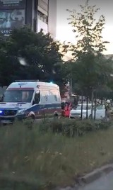 Wypadek w Częstochowie na alei 11 Listopada. Na miejscu pogotowie ratunkowe
