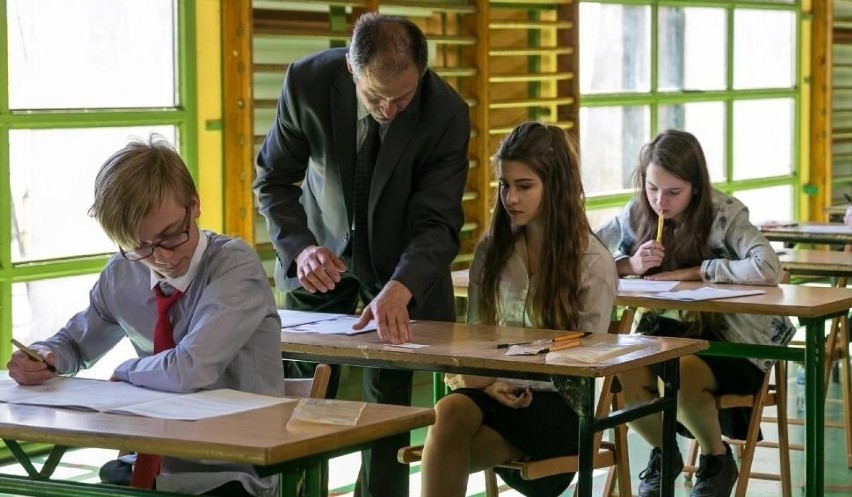 ZNP ogłasza zawieszenie strajku nauczycieli