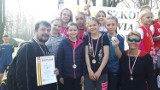 Uczennice Szkoły Podstawowej nr 12 w Tomaszowie Maz. trzykrotnymi wicemistrzyniami województwa łódzkiego w biegach przełajowych (FOTO)