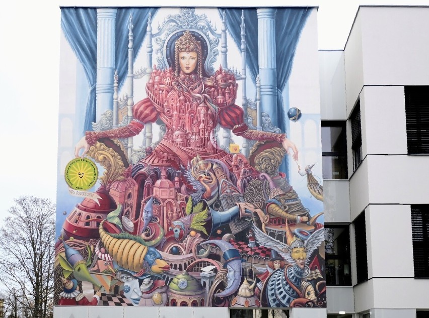 Mural jest zainspirowany obrazem „Cesarzowa Baśniowych...