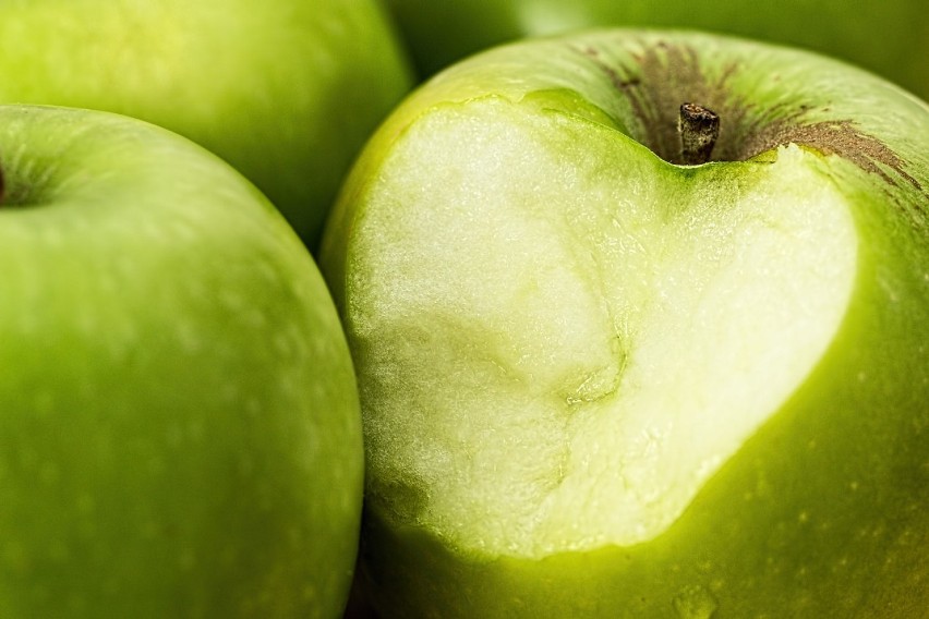 JABŁKA

Spożywanie dużej ilości kwaśnych jabłek może...
