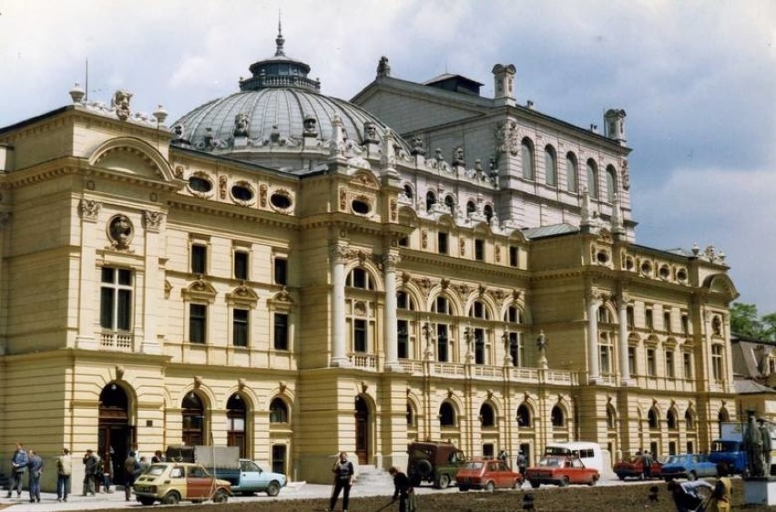 Teatr Słowackiego - teatr w Krakowie, otwarty 21...