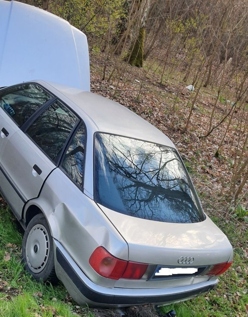 Gmina Wronki. Ford Puma wjechał w stojące w korku Audi [FOTO]