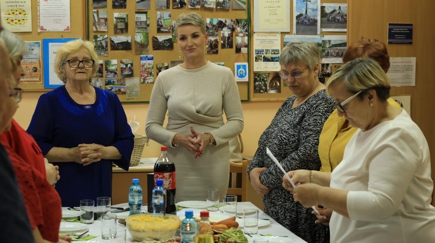 Wigilia seniorów z Polskiego Związku Emerytów w Leśniowicach. Zobacz zdjęcia