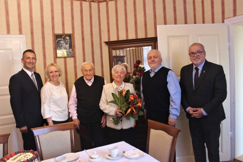 Janina i Edmund Skrzypek z Kluczewa obchodzili jubileusz 65-lecia małżeństwa 