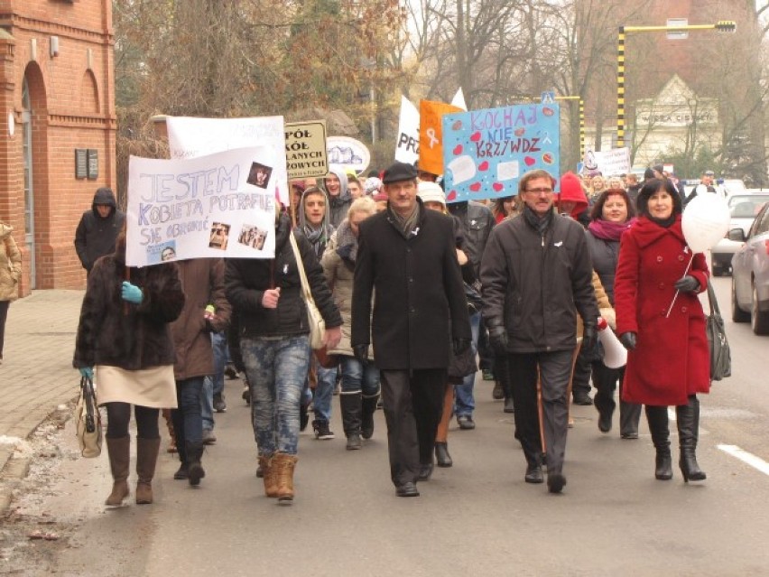 Marsz przeciwko przemocy w Tczewie